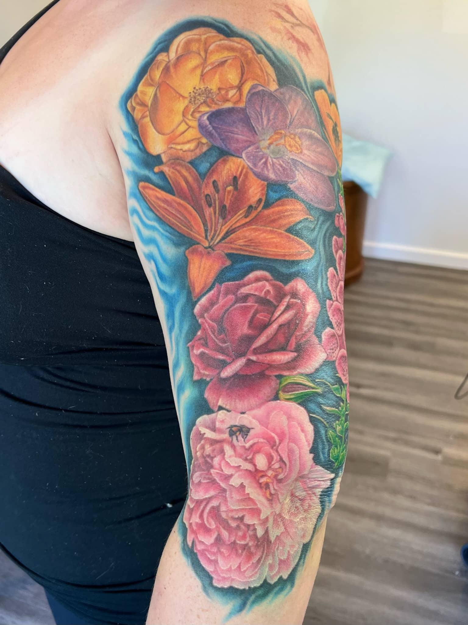 flowers-and-bee-tattoo-by-josh-hibbard