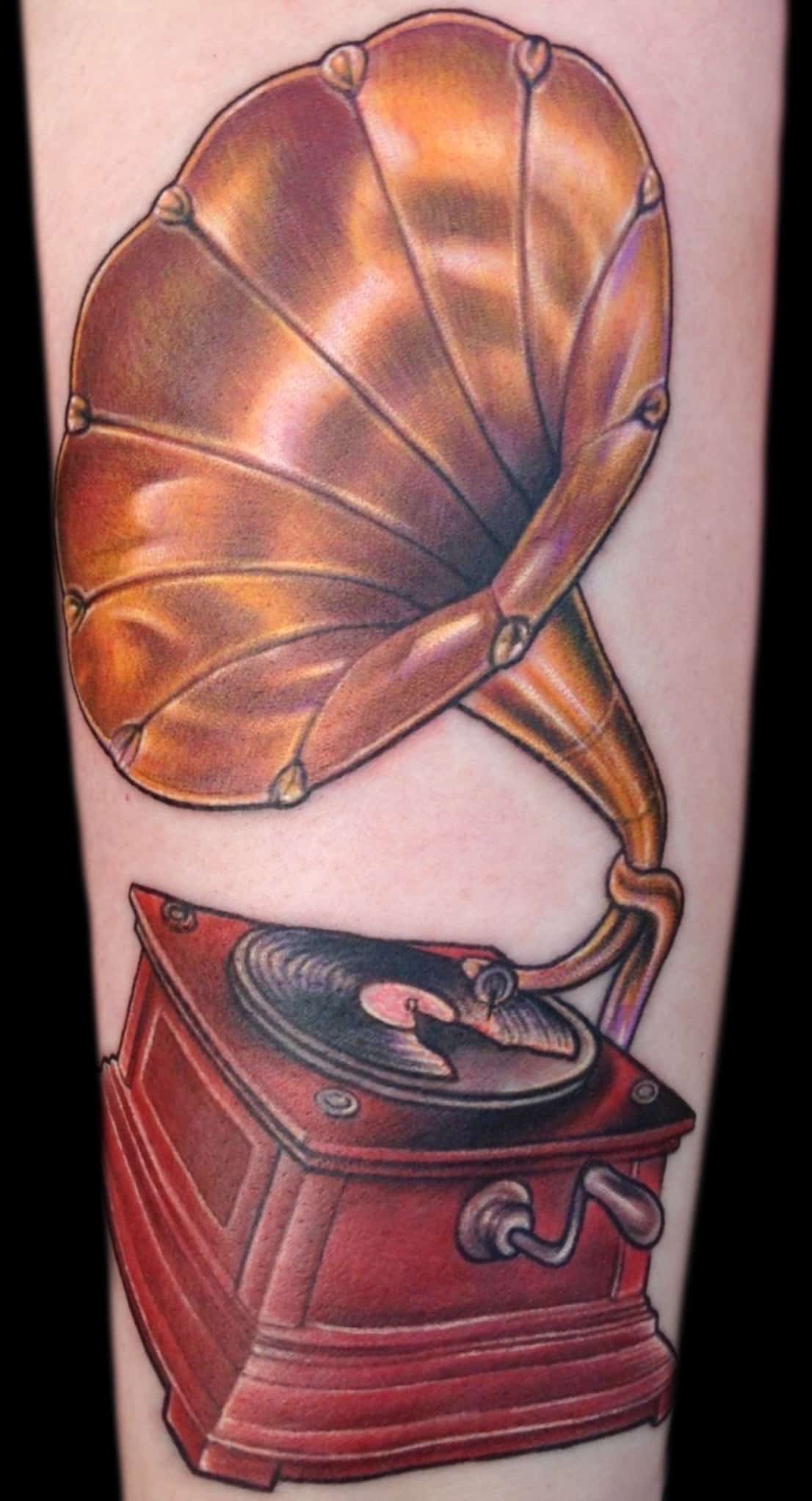 gramophone-neotraditional-color-tattoo-by-josh-hibbard